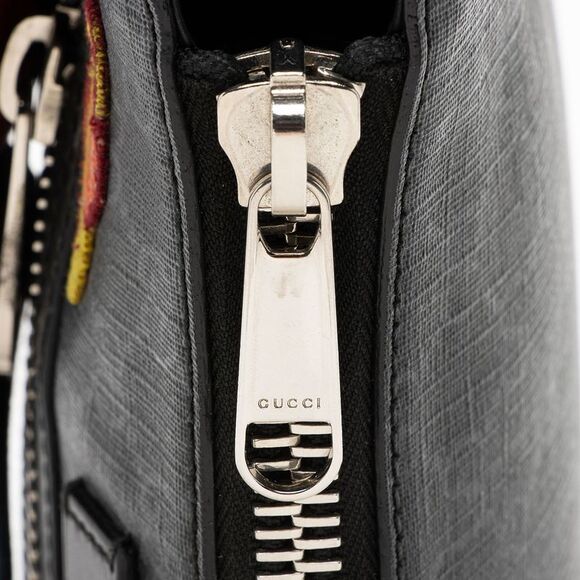 Gucci GG Supreme Patches Messenger - Picture 10 of 16